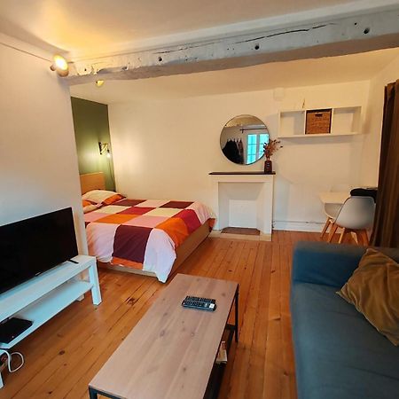 Charmant Studio Renove Caen Exterior photo